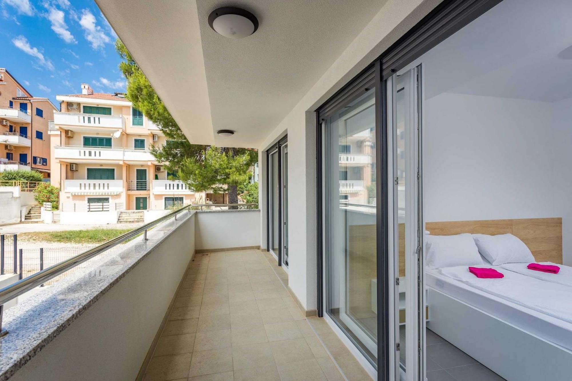 Apartments At Villa Frida Premantura Eksteriør bilde